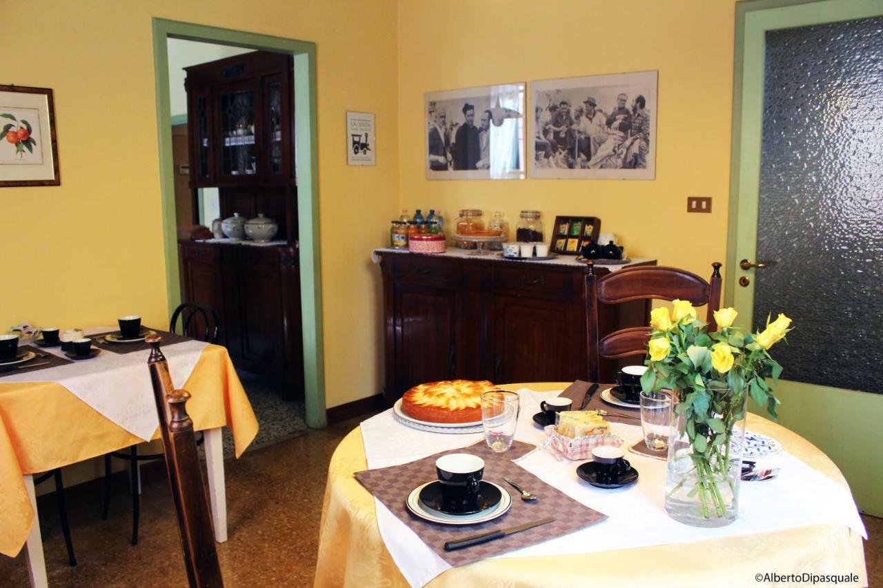 Bed and Breakfast La Sosta Fuori Stazione Brescello Zewnętrze zdjęcie